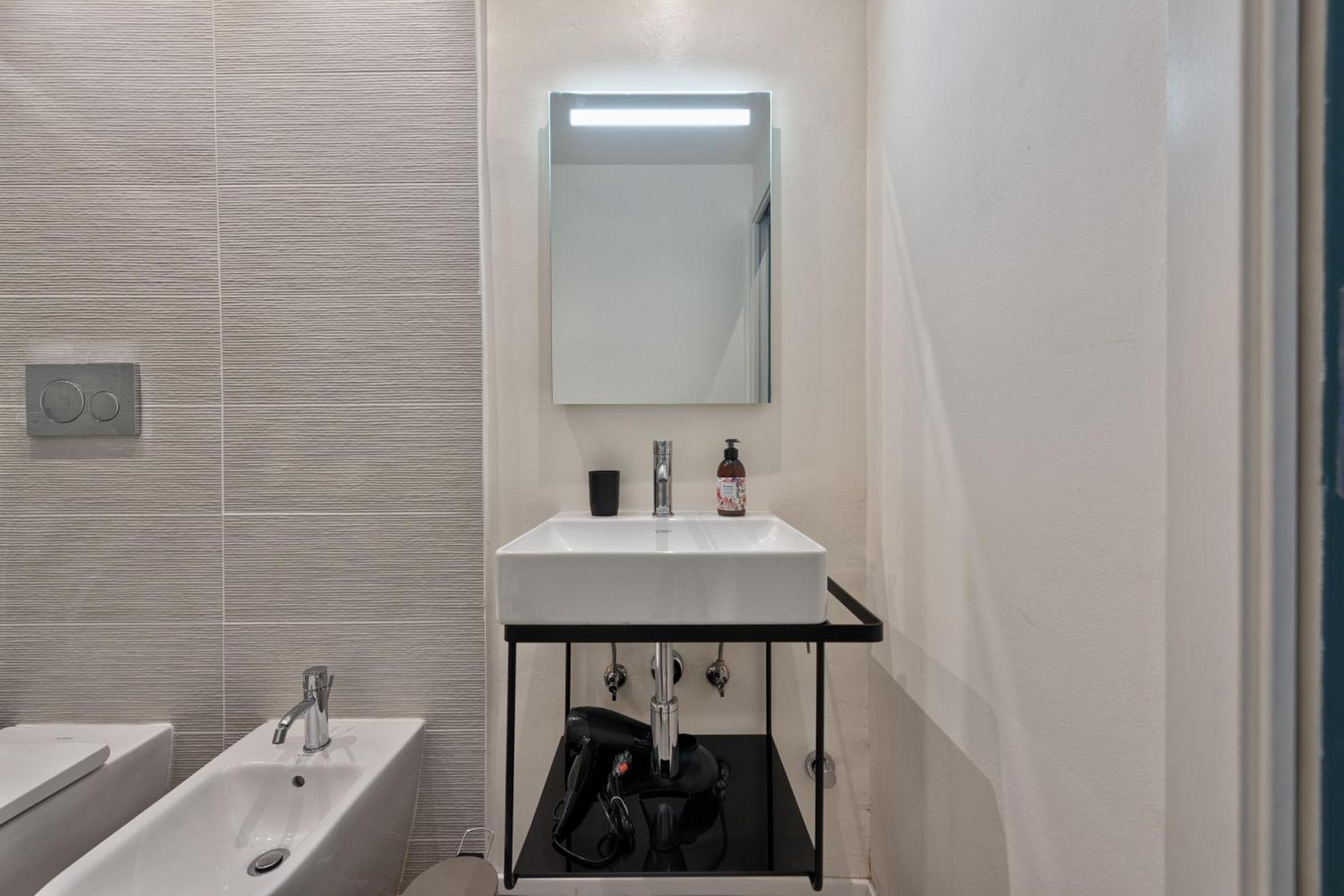 Bligny Zero By Apartments To Art Турин Экстерьер фото